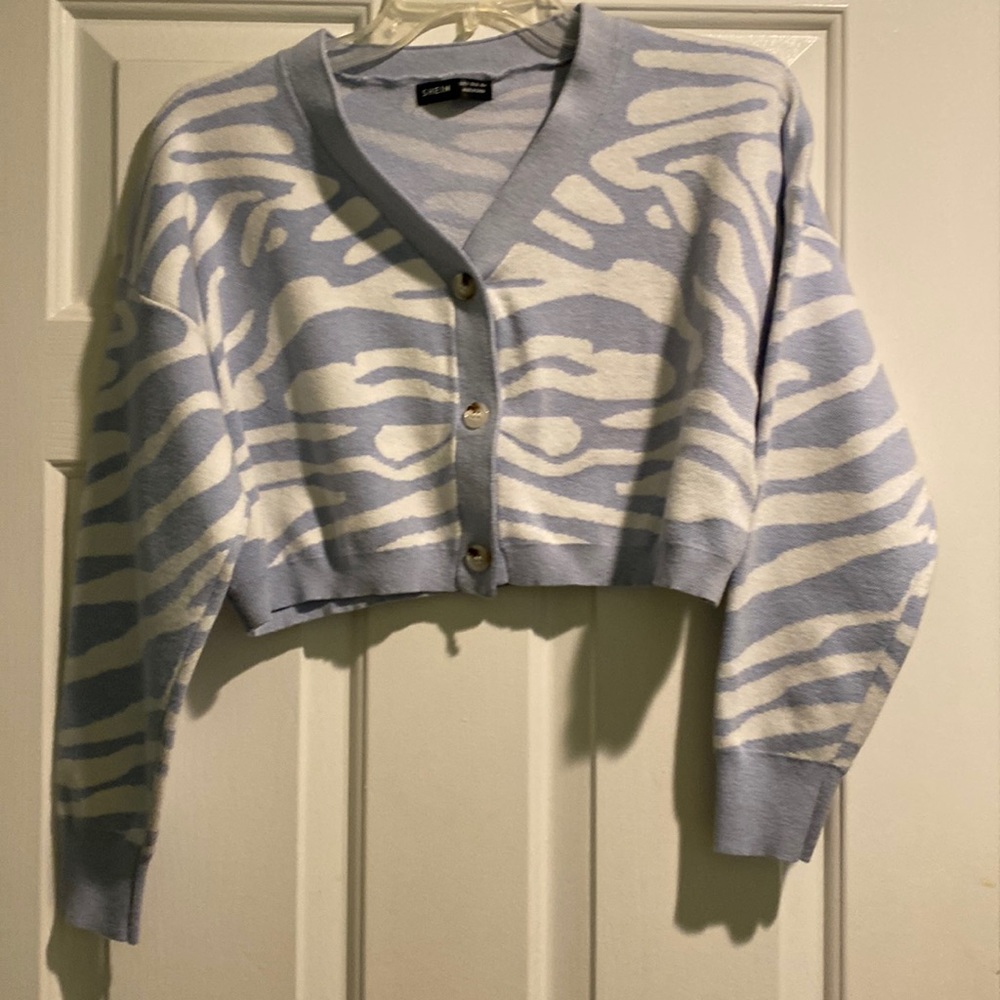 Cropped sweater